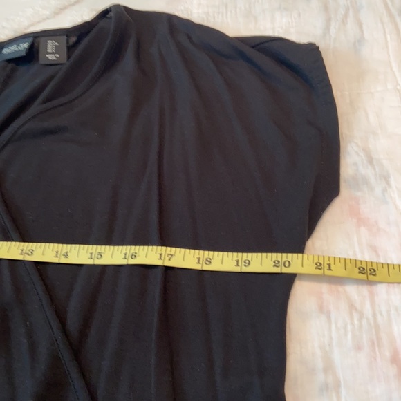 Rachel Zoe black knit faux wrap top. SZ Large - Picture 5 of 6